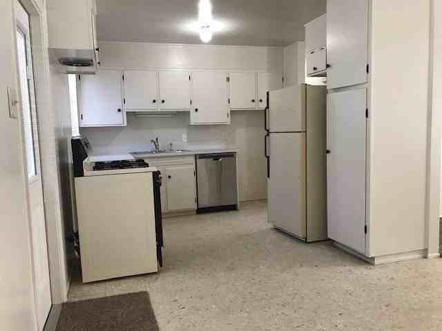 3624 N 10th St - Photo 5 of 16