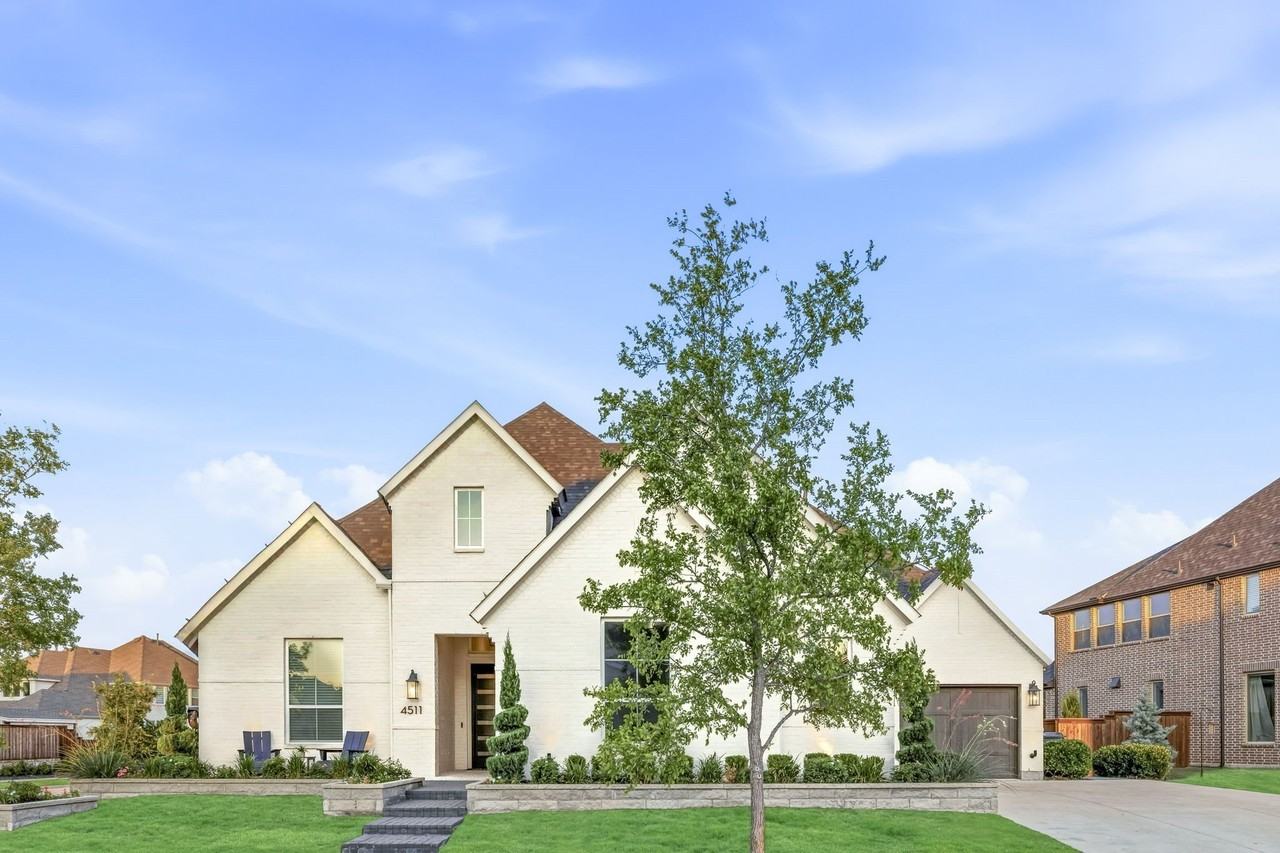 4511 Walnut Grove Ln