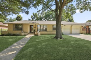 2422 Mockingbird Ln - Photo 1 of 1