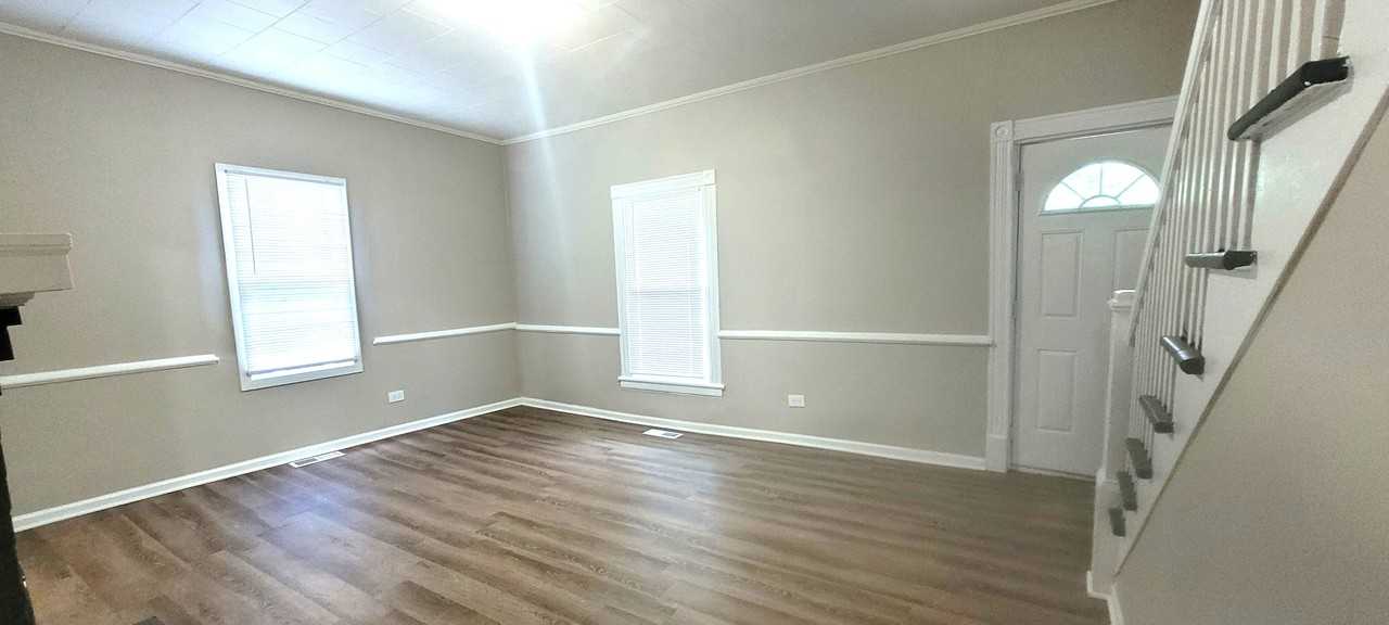 1306 Pearson St #1 - Photo 5 of 16