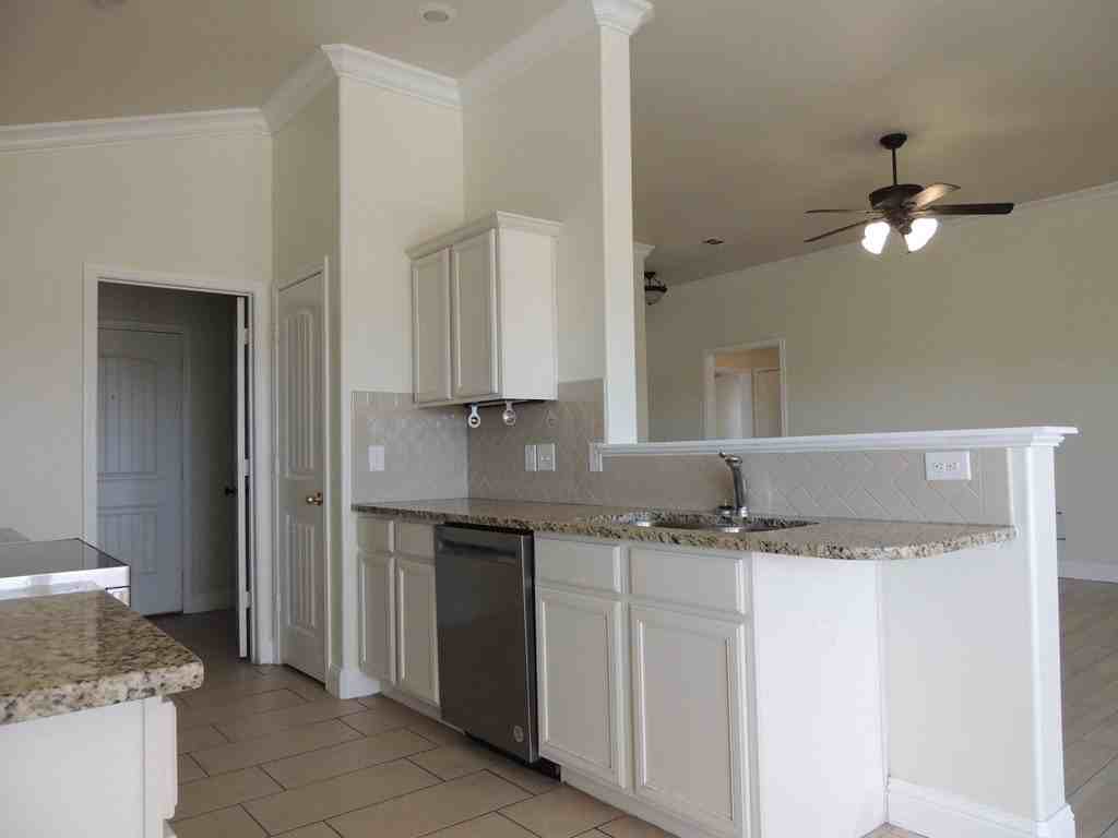 9912 Agave Ave - Photo 6 of 22