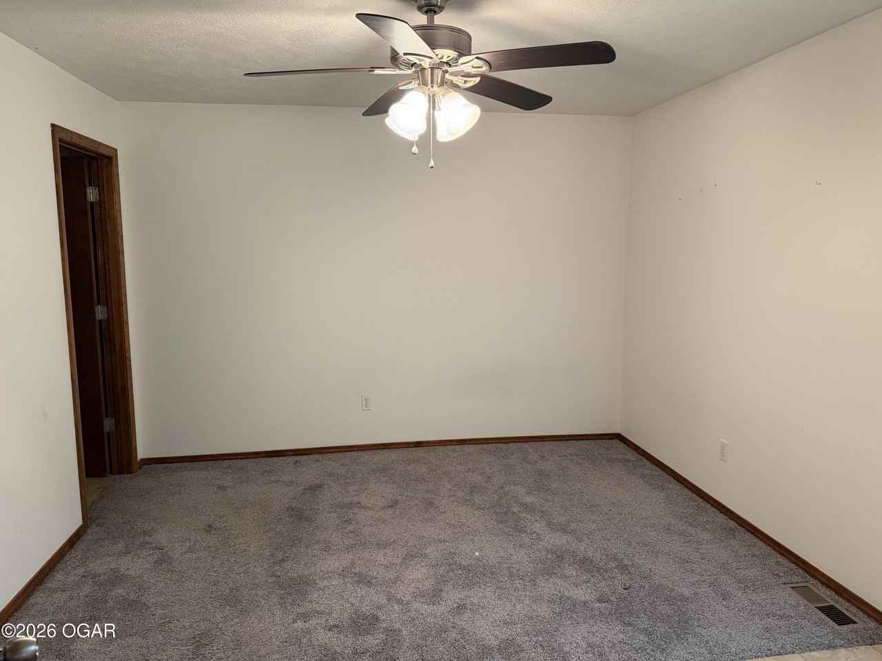 1821 New Hampshire Ave - Photo 6 of 9