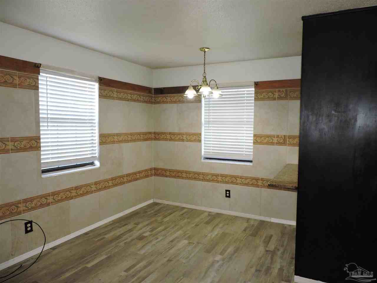 9610 Bowman Ave #A - Photo 5 of 12