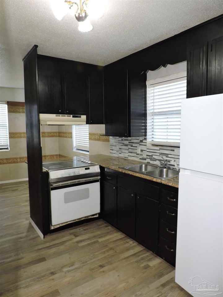 9610 Bowman Ave #A - Photo 7 of 12
