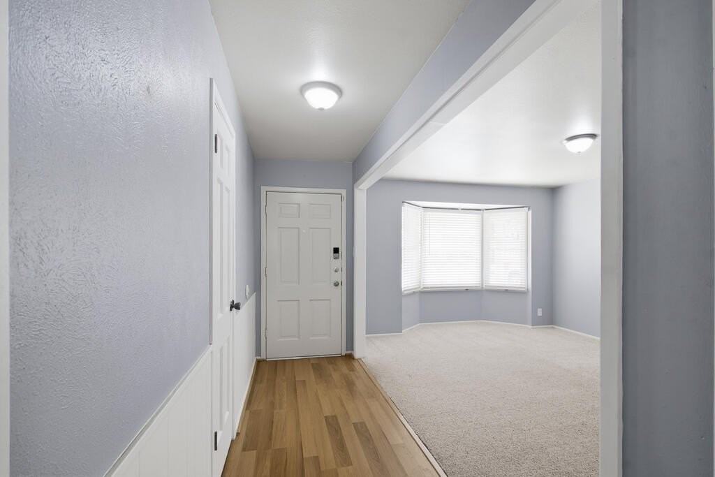 3314 Camarie Ave - Photo 6 of 35