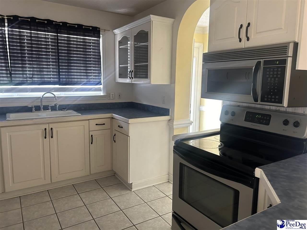 622 Aspen St - Photo 5 of 14