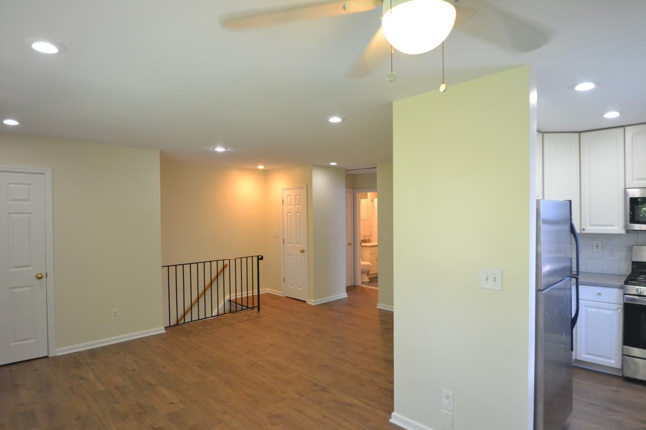 121 Pennington Avenue #y-2 - Photo 4 of 12