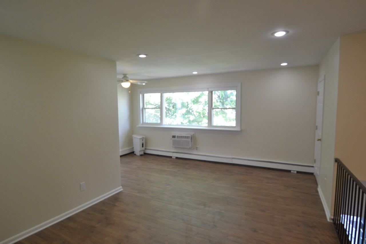 121 Pennington Avenue #y-2 - Photo 2 of 12