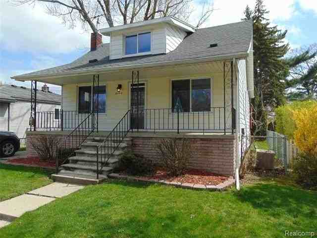 8460 Central - Photo 3 of 24