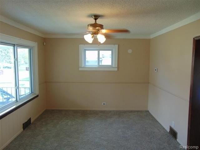 8460 Central - Photo 4 of 24