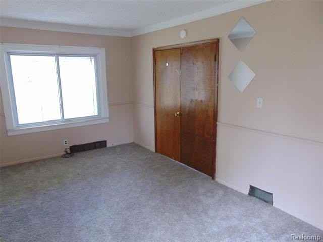 8460 Central - Photo 7 of 24