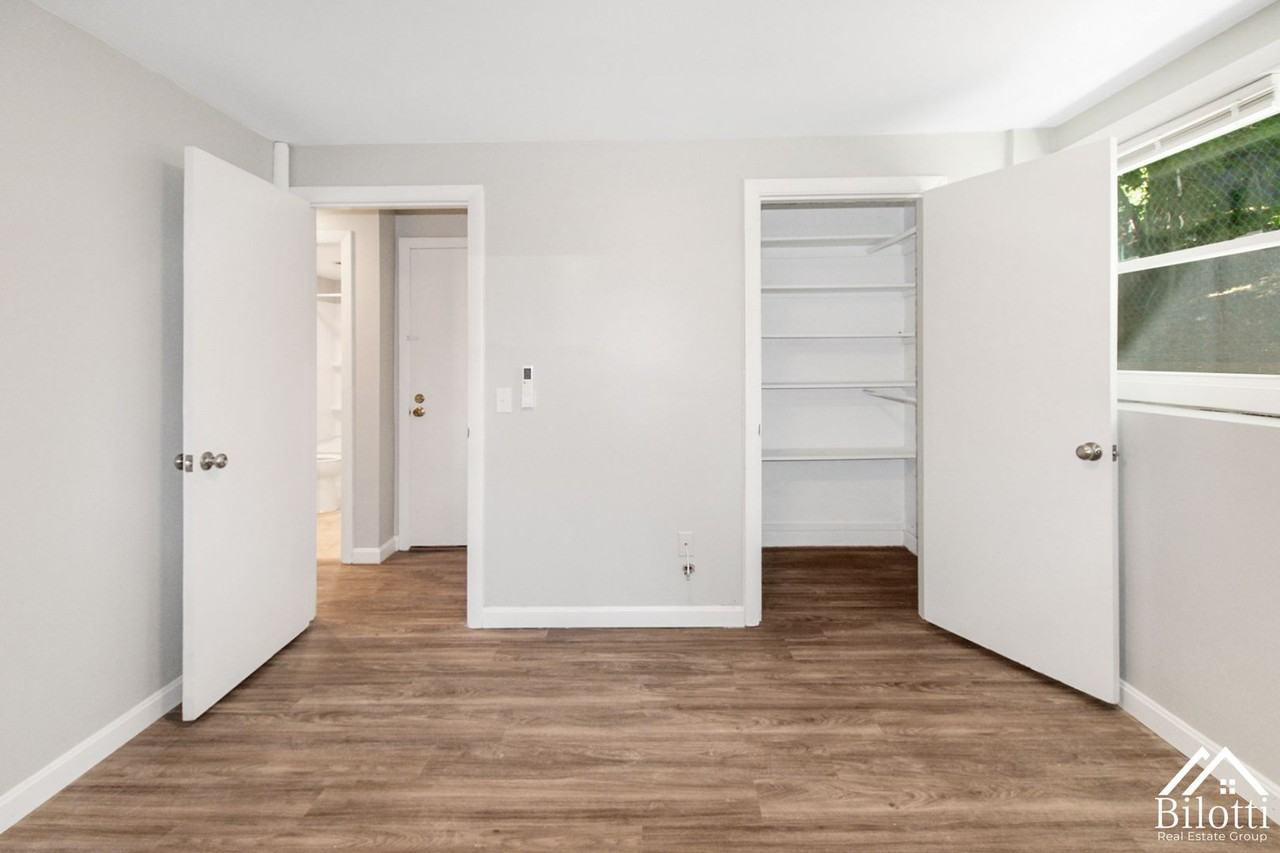 115 Bourne Ave - Photo 6 of 11