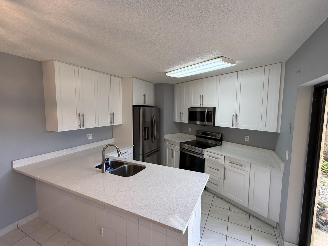 31 Springdale Cir - Photo 6 of 25