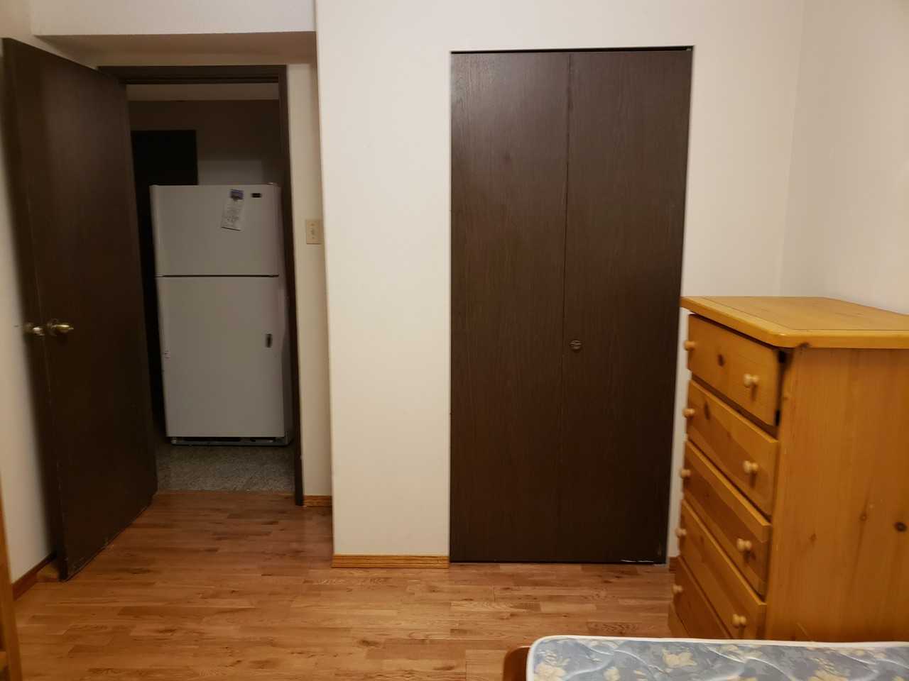 5186 Bursill St - Photo 4 of 10