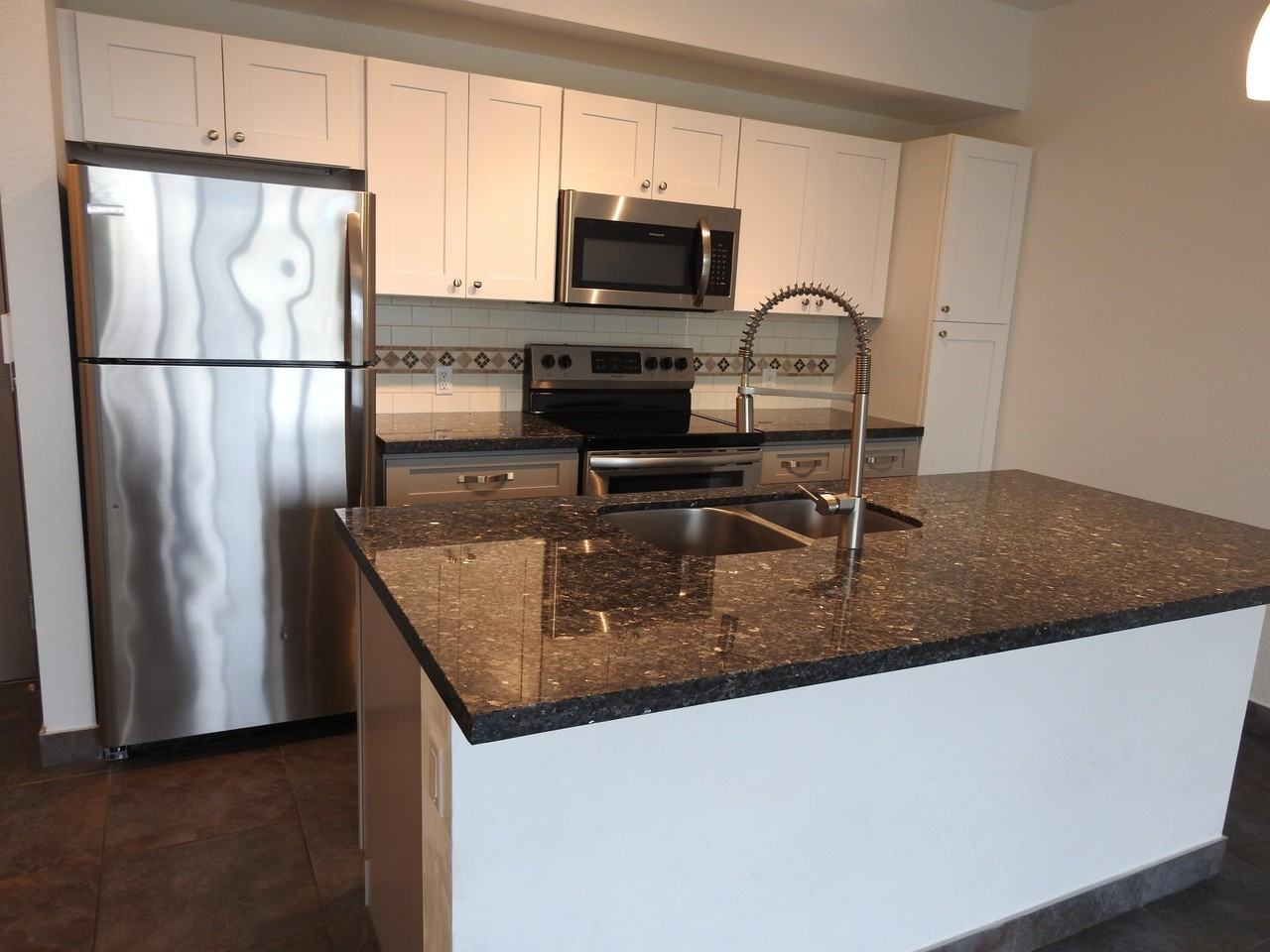 1550 Ne 34th Ct - Photo 6 of 13