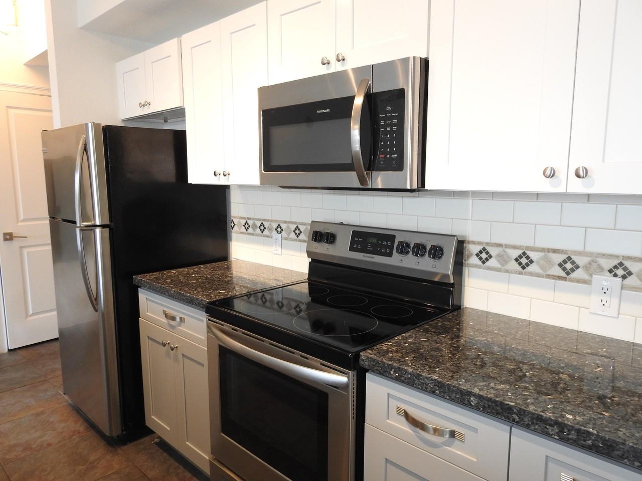 1550 Ne 34th Ct - Photo 7 of 13