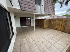 featured image of 7585 Courtyard Run W