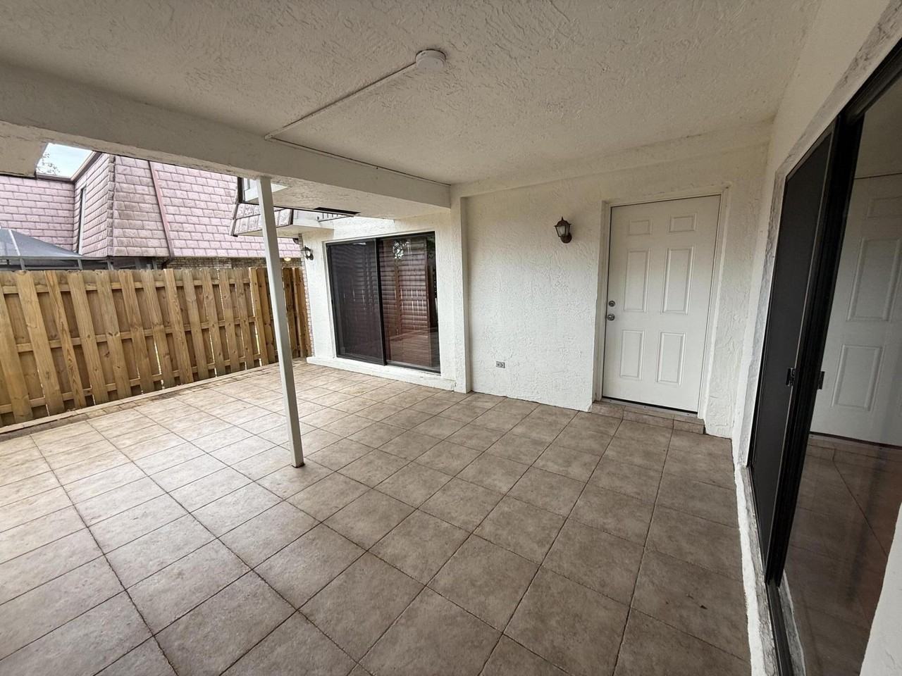 7585 Courtyard Run W - Photo 2 of 22