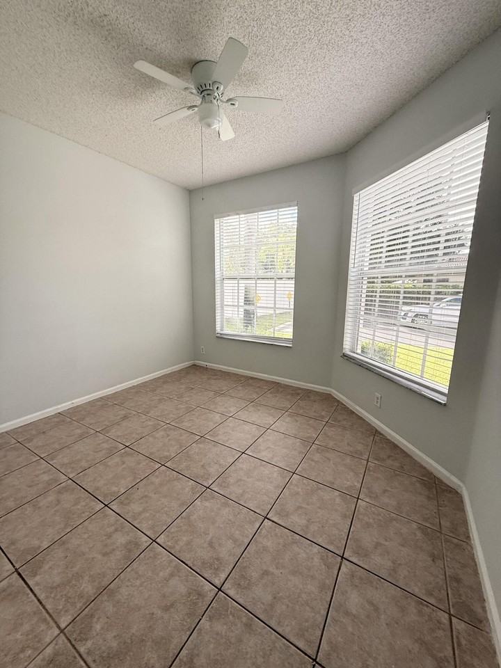 12077 Sunset Point Cir - Photo 7 of 16