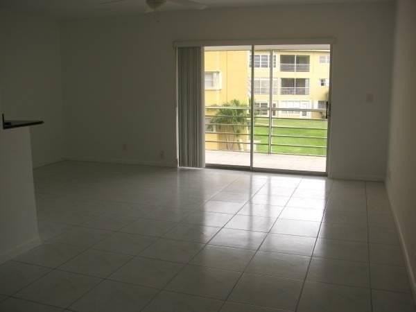 4200 Crystal Lake Dr #212 - Photo 5 of 9