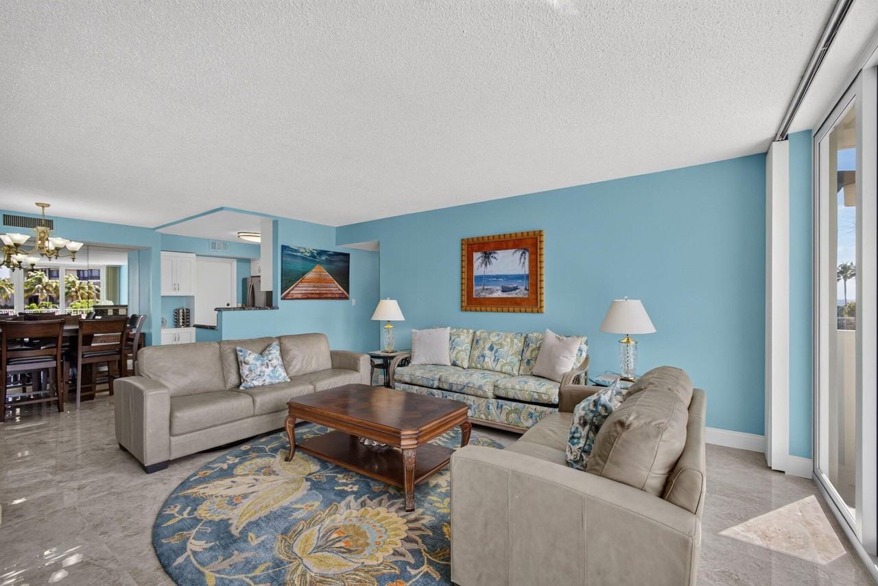630 Ocean Dr #209 - Photo 3 of 41