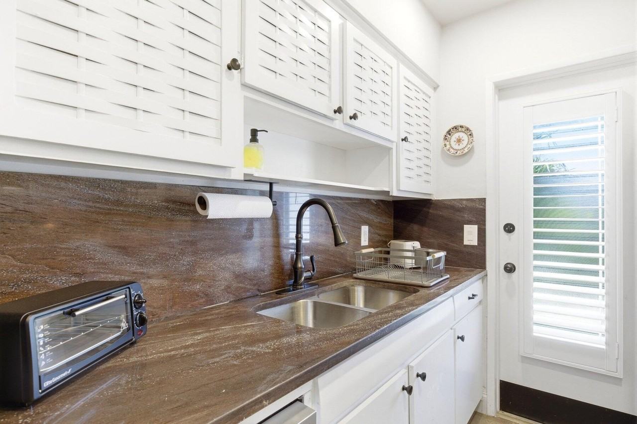 3232 Canal Dr #14 - Photo 7 of 37