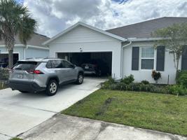 featured image of 825 Persimmon Pl