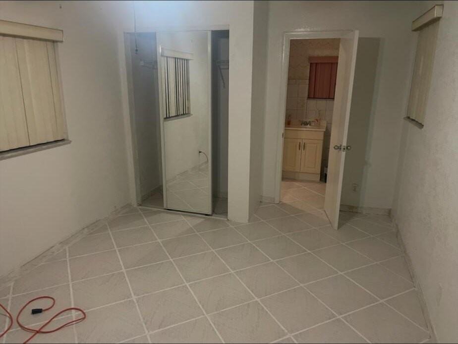 660 Long Island Ave - Photo 3 of 3