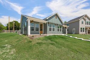 featured image of 1207 Chestnut Ct #2