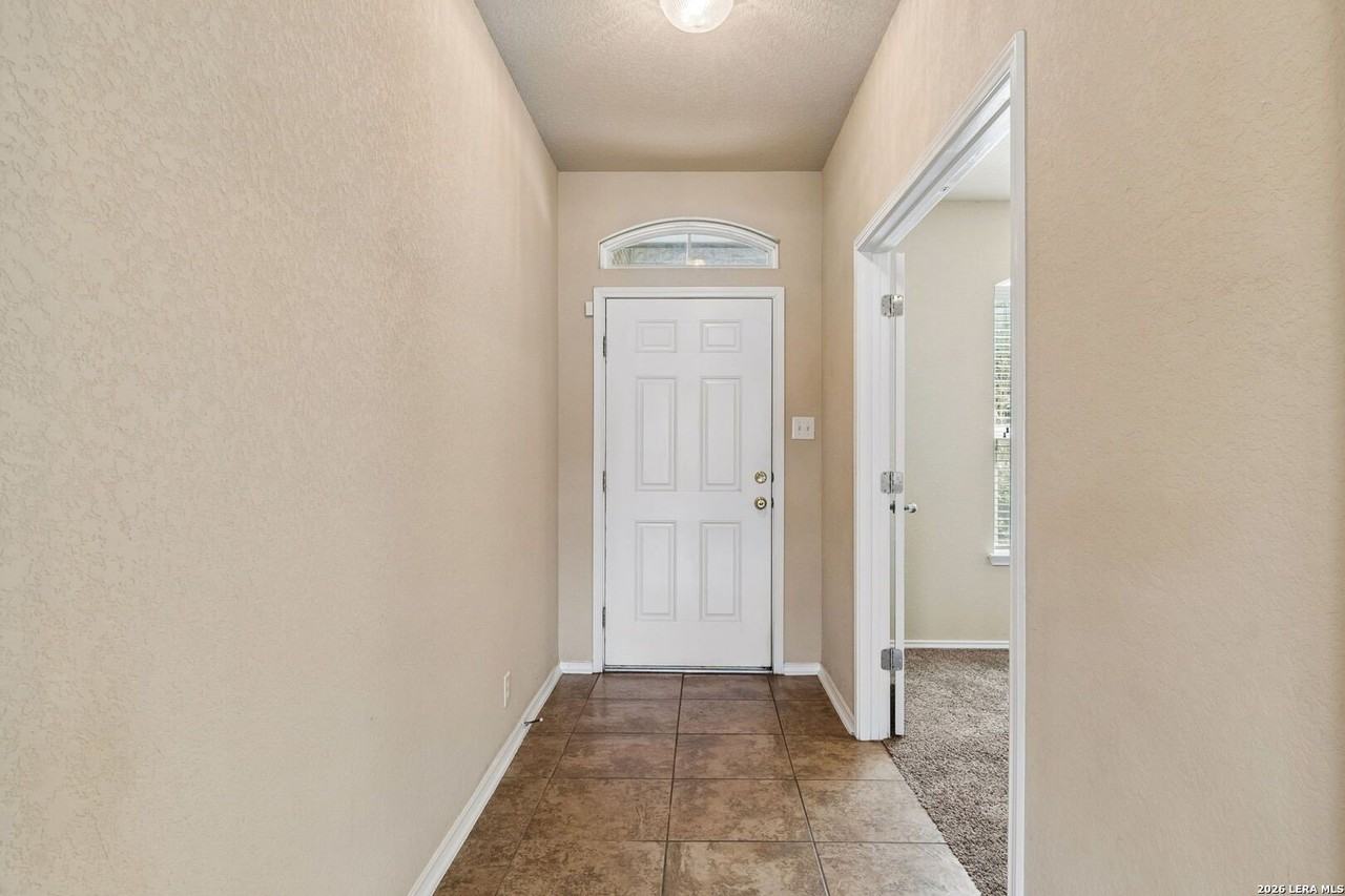 136 Jolie Cir - Photo 5 of 31