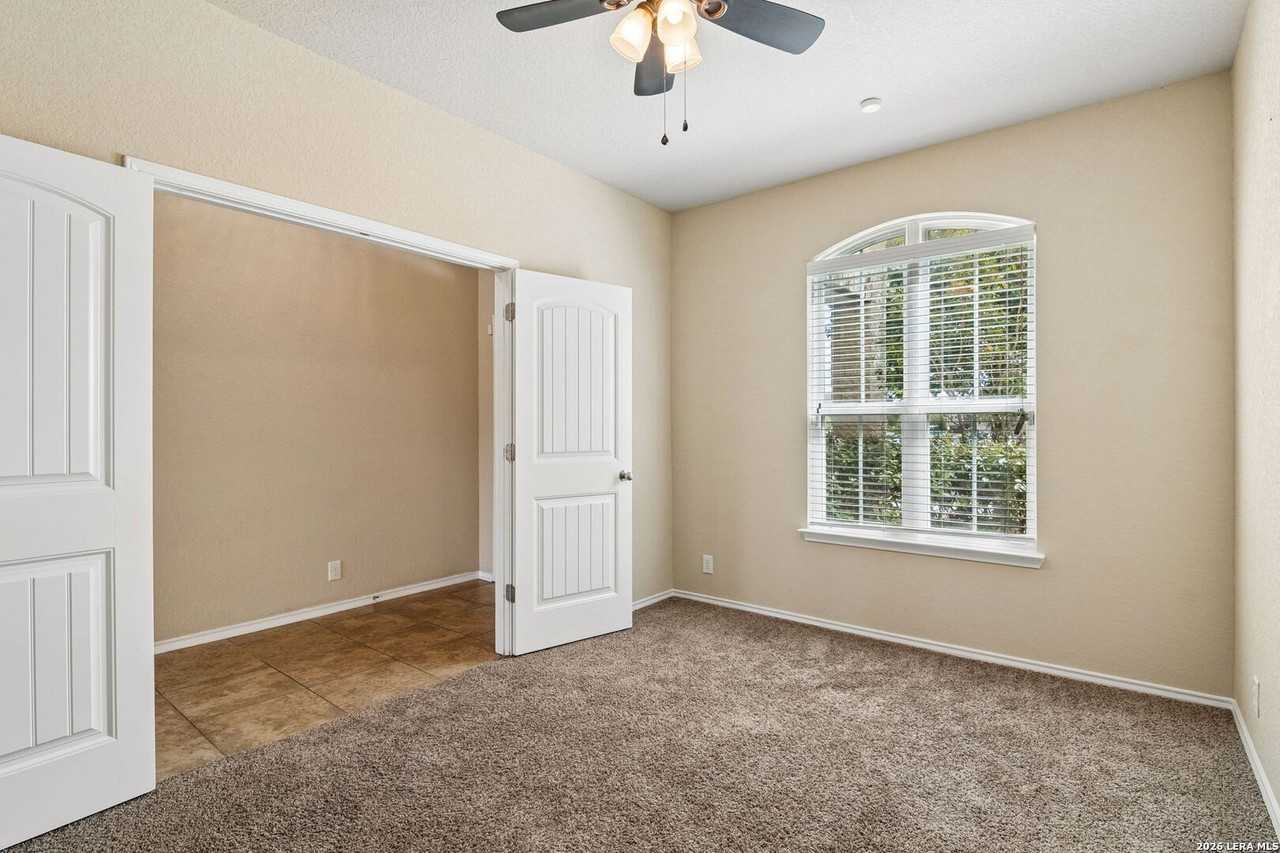 136 Jolie Cir - Photo 6 of 31