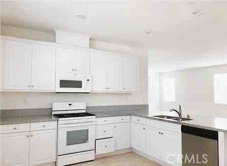 5993 Silveira St - Photo 3 of 13
