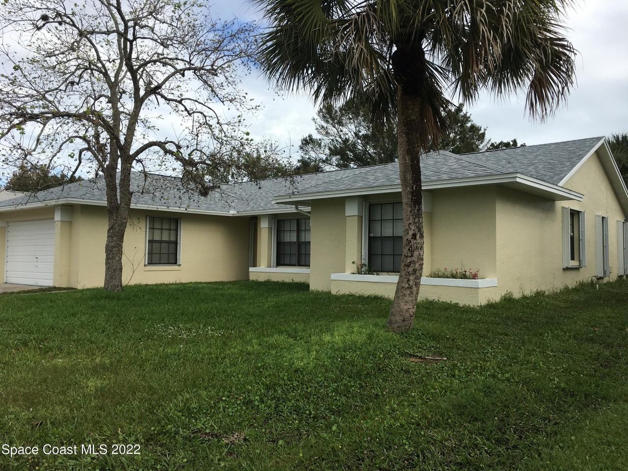 3469 Cabbage Palm Ave - Photo 2 of 12