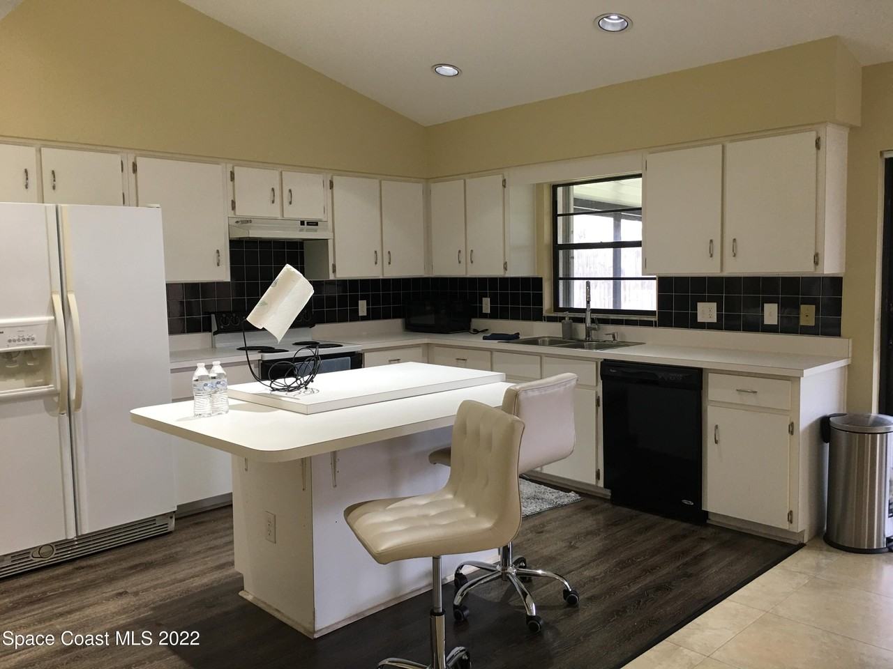 3469 Cabbage Palm Ave - Photo 5 of 12