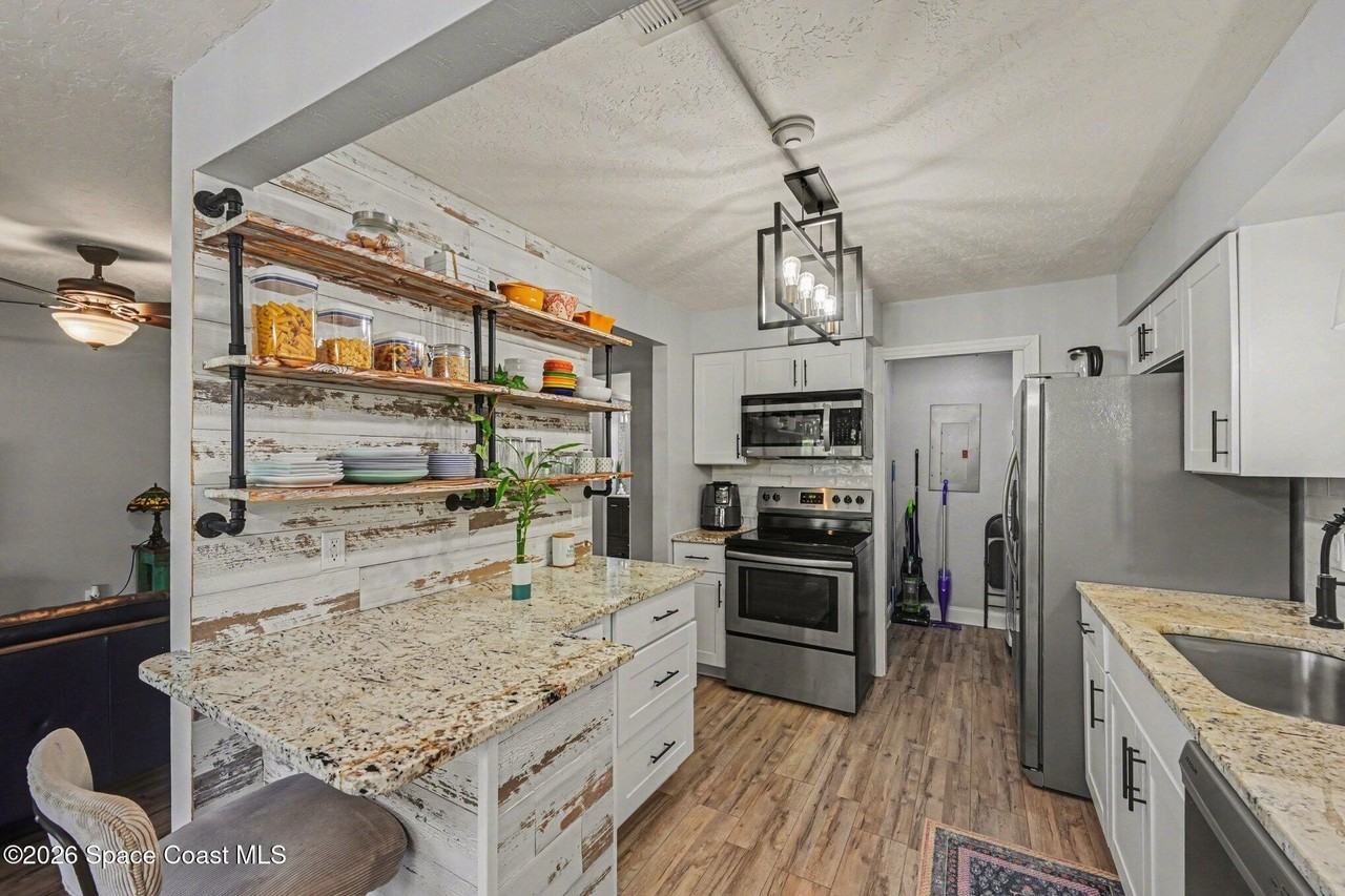 9017 Scarsdale Ct #28G - Photo 4 of 23