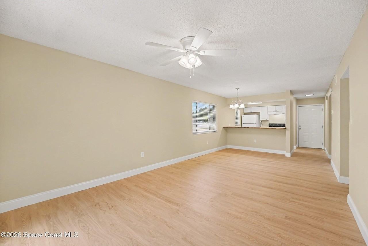2290 Fox Hollow Dr - Photo 2 of 16