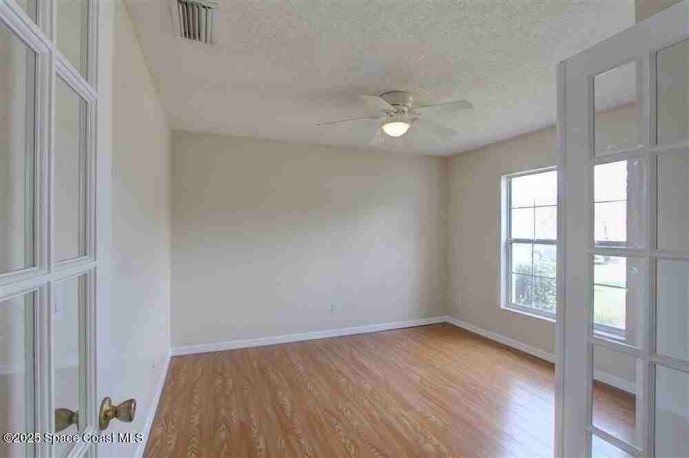 2138 Caledonia Pl - Photo 6 of 31