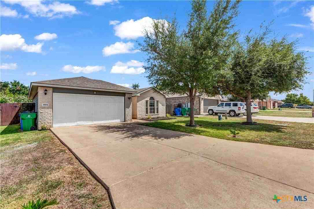 3004 Don Hill Ln - Photo 3 of 44