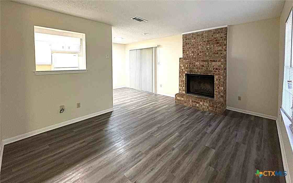 3901 Hereford Ln #D - Photo 4 of 20