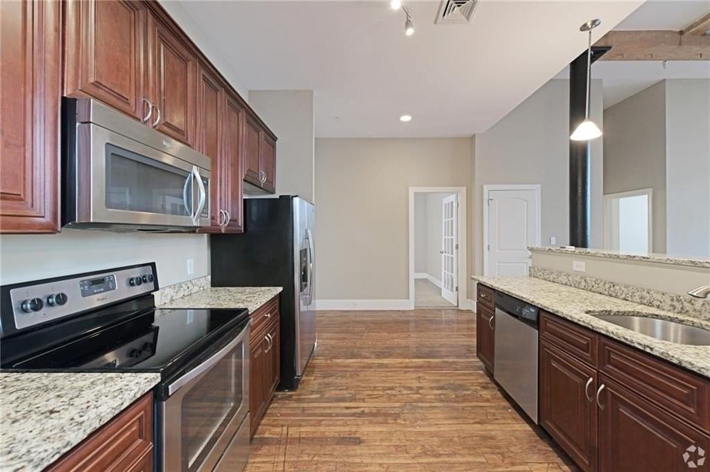 75 Pocasset St #203 - Photo 7 of 33