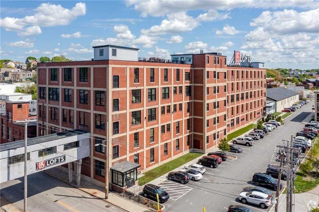 11 Eagle St #238