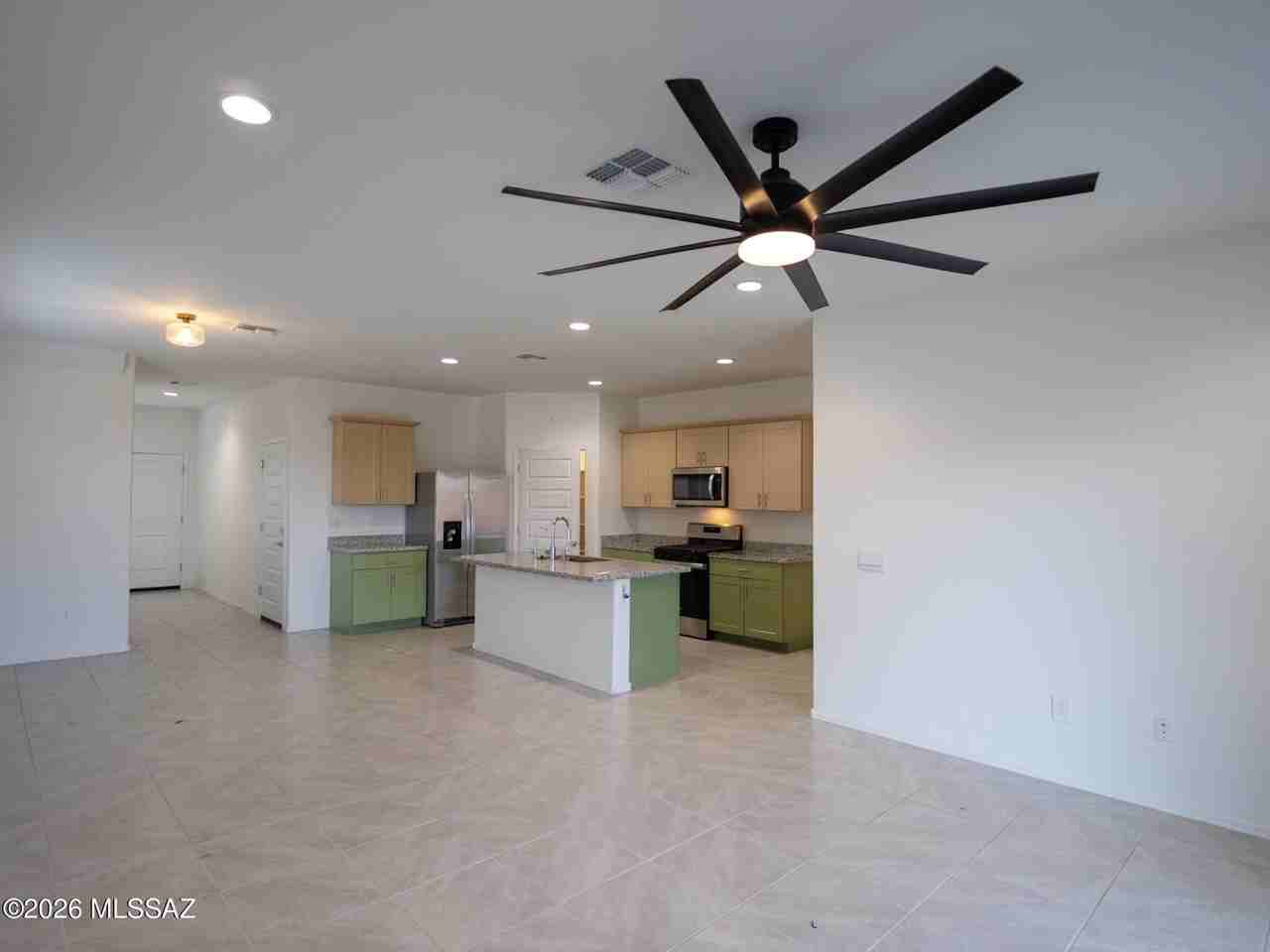 12011 E Patricia Ann Dr - Photo 4 of 30