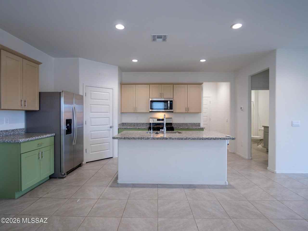 12011 E Patricia Ann Dr - Photo 6 of 30
