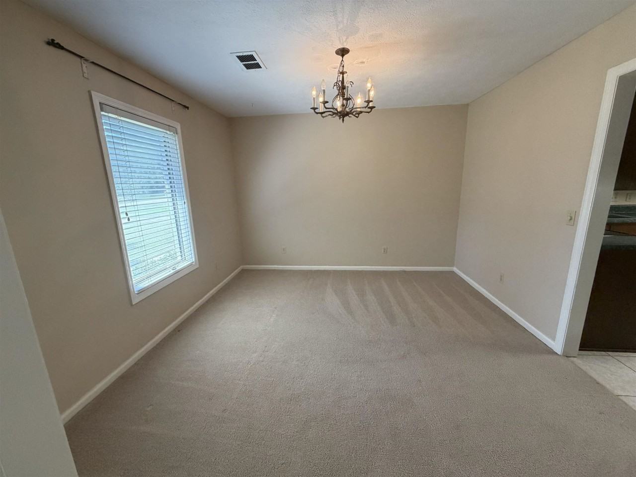 5256 Quail Valley Rd - Photo 6 of 15