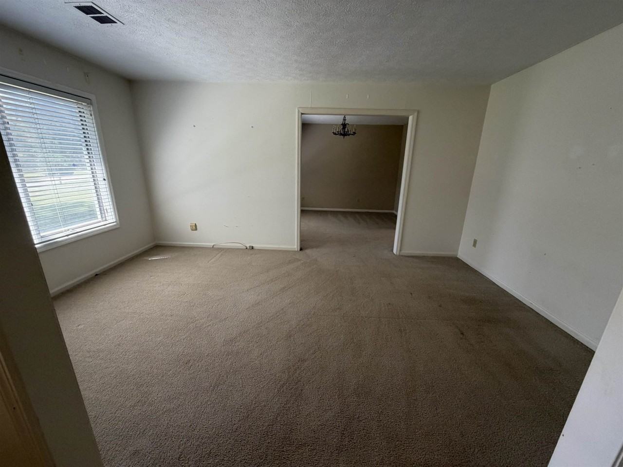 5256 Quail Valley Rd - Photo 7 of 15