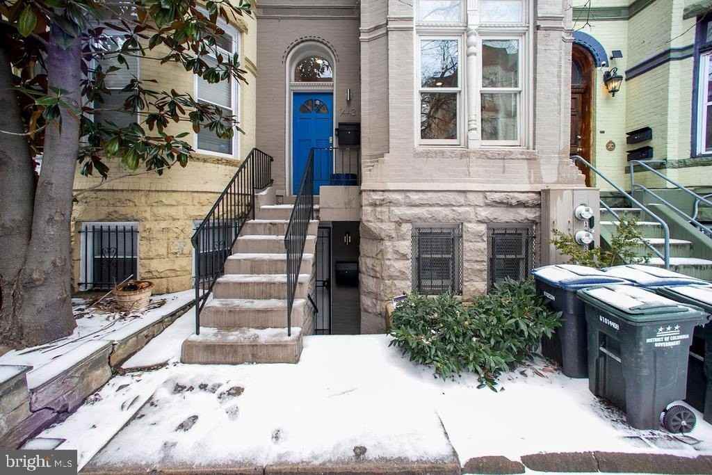 1443 W St Nw - Photo 2 of 28