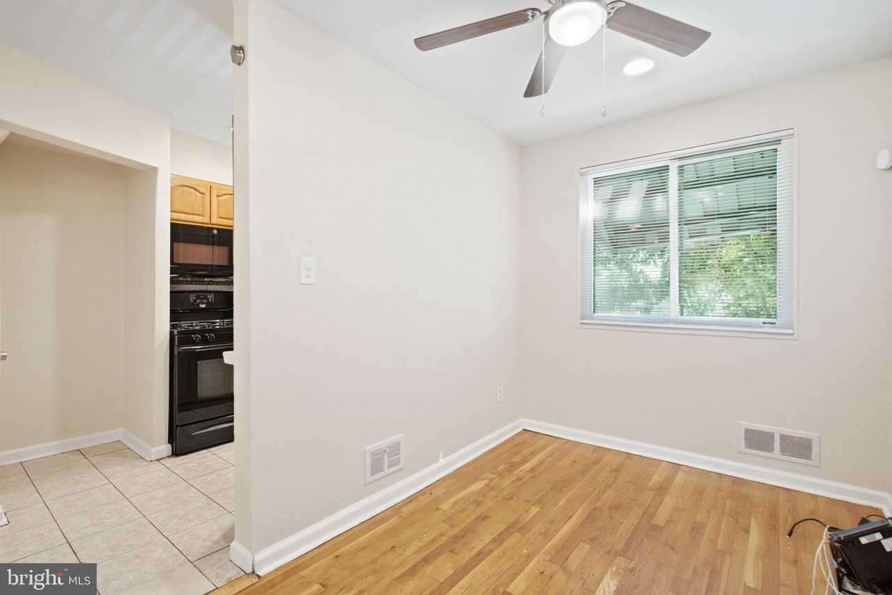 4229 Fort Dupont Ter Se - Photo 7 of 21