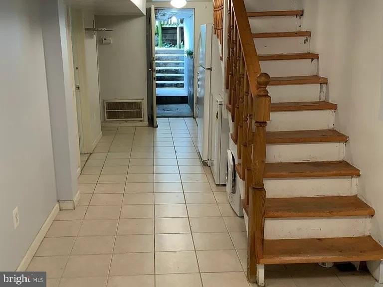 1408 Perry Pl Nw - Photo 3 of 10