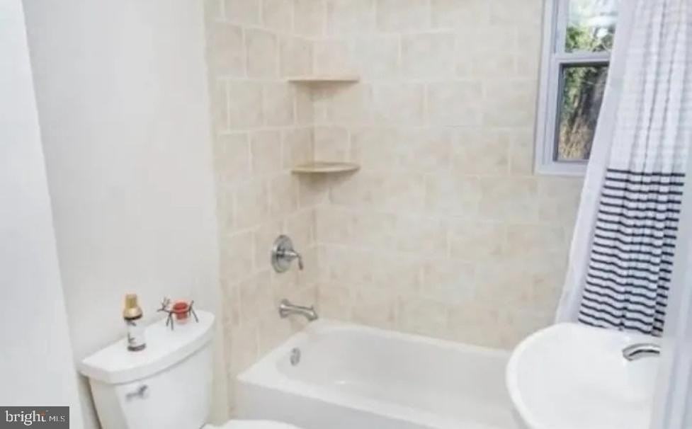 1254 Faun Rd - Photo 6 of 10
