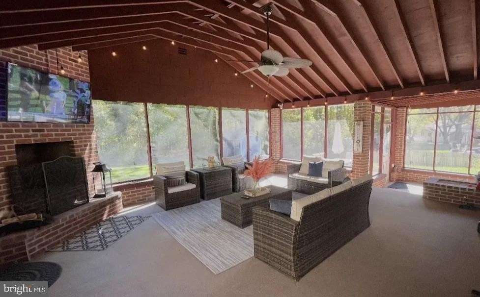 1254 Faun Rd - Photo 7 of 10